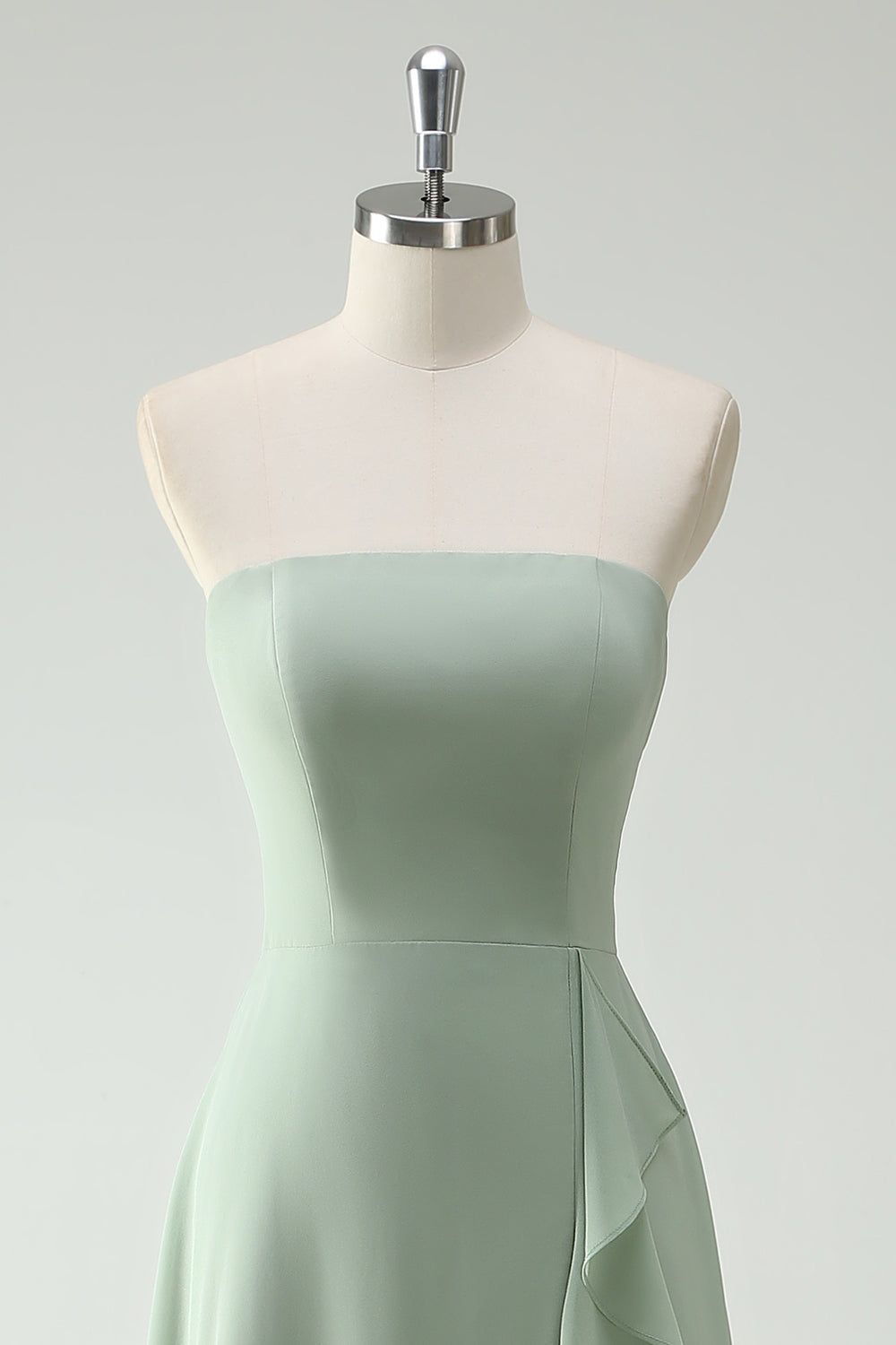 Robe longue bustier vert sauge, A-ligne avec fente et volants demoiselle d’honneur